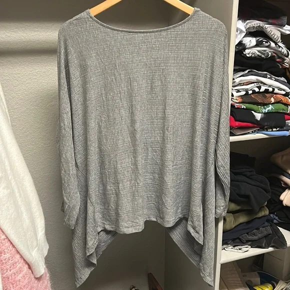 1STATE FLOWY TOP, size M - Picture 1 of 2